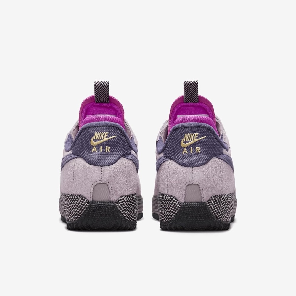 Nike Women Air Force 1 Wild sneaker in Light Violet/Hyper Magenta